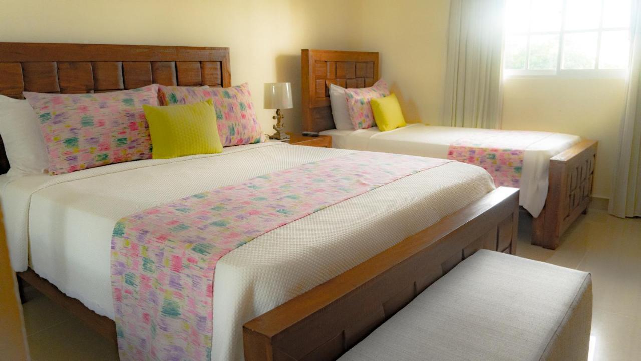 Alba Coral Hotel Pedernales Buitenkant foto