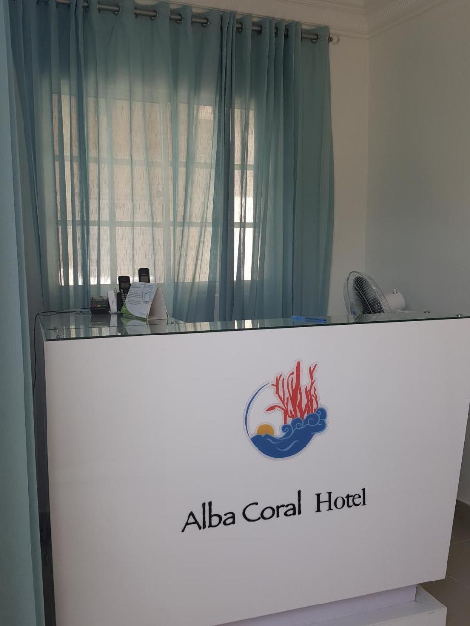 Alba Coral Hotel Pedernales Buitenkant foto