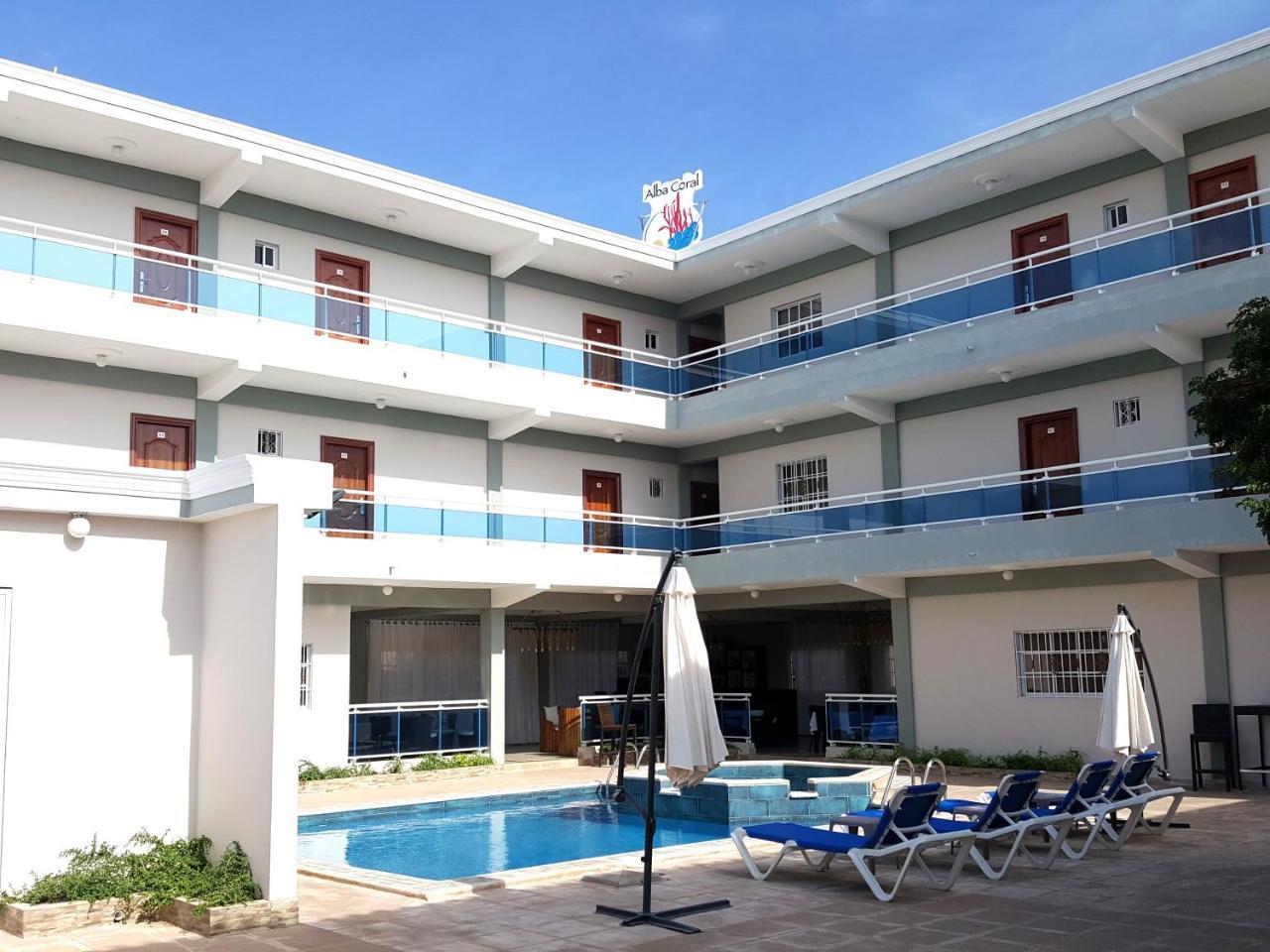 Alba Coral Hotel Pedernales Buitenkant foto